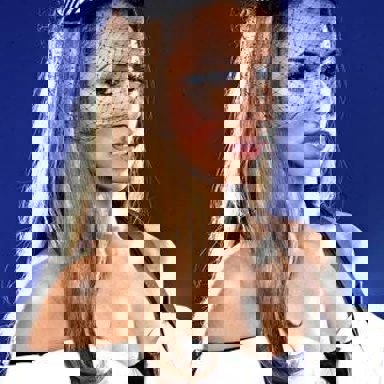 Katerina Graham photo 10