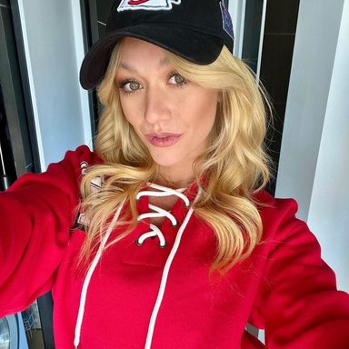 Katherine McNamara photo 25