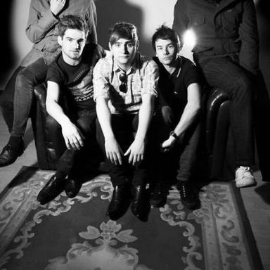 Kids In Glass Houses