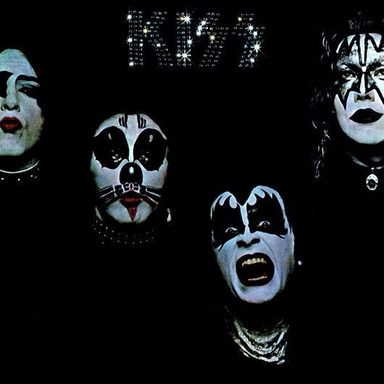KISS photo 27