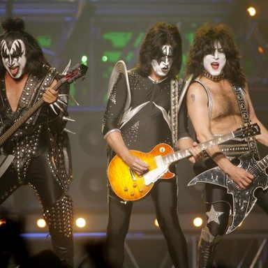 KISS photo 66