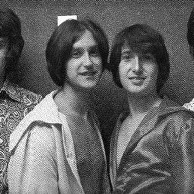 The Kinks photo 9
