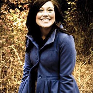 Kari Jobe photo 130