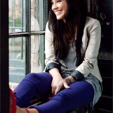 Kari Jobe photo 89