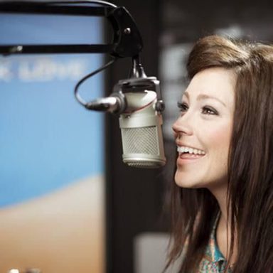 Kari Jobe photo 72