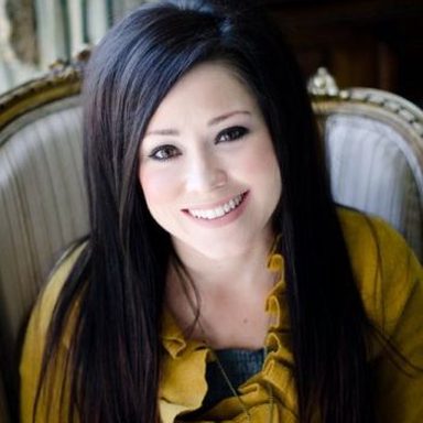Kari Jobe photo 112
