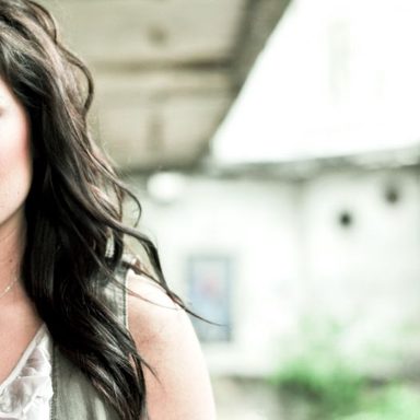 Kari Jobe photo 113