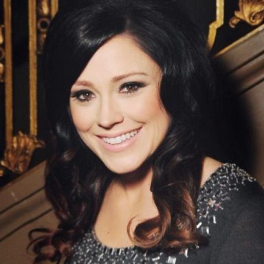 Kari Jobe photo 84