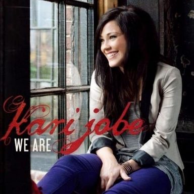Kari Jobe photo 107