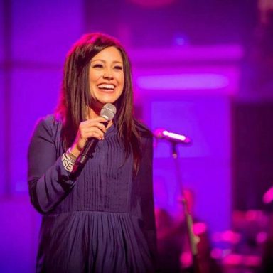 Kari Jobe photo 96
