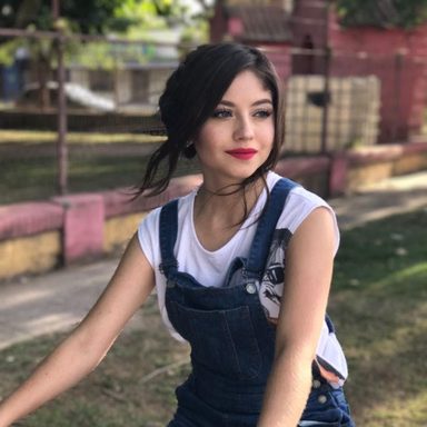 Karol Sevilla photo 25