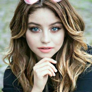 Karol Sevilla photo 34