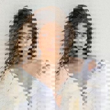 Karol Sevilla photo 17