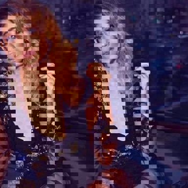 Karol Sevilla photo 11