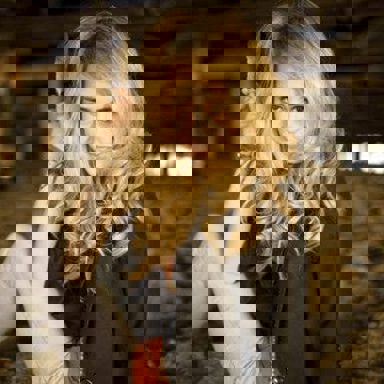 Katelyn Tarver photo 19