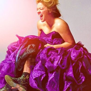 Kelly Clarkson photo 49