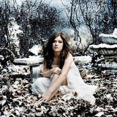 Kelly Clarkson photo 174