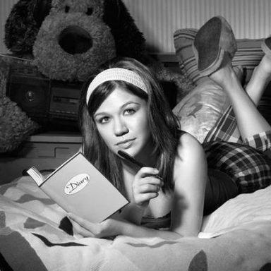 Kelly Clarkson photo 64