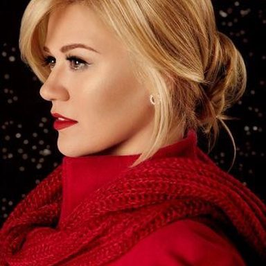 Kelly Clarkson photo 43