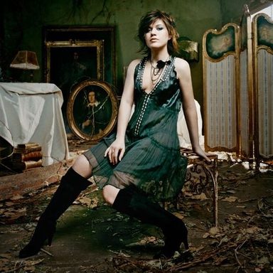 Kelly Clarkson photo 121