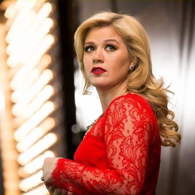 Kelly Clarkson photo 52