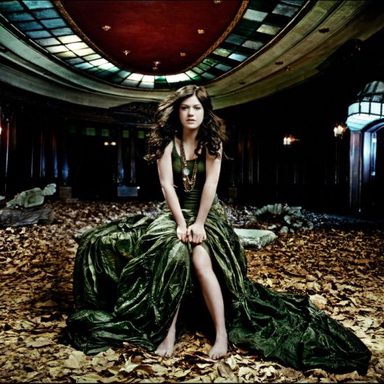 Kelly Clarkson photo 161