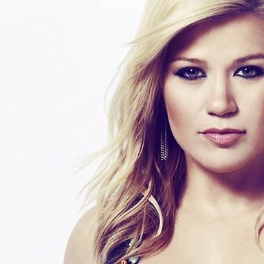 Kelly Clarkson photo 81