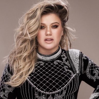 Kelly Clarkson photo 48