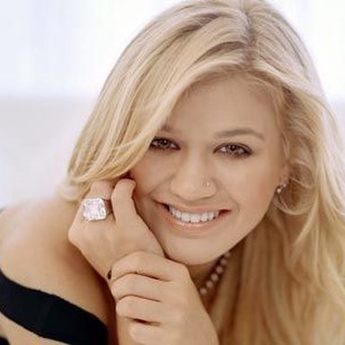 Kelly Clarkson photo 178