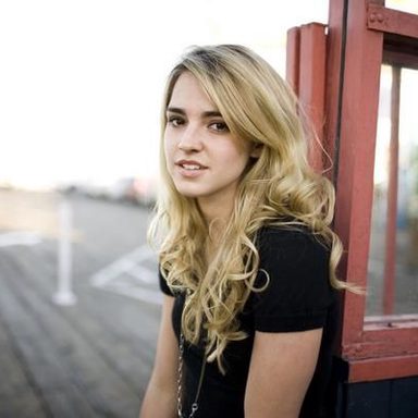Katelyn Tarver photo 22