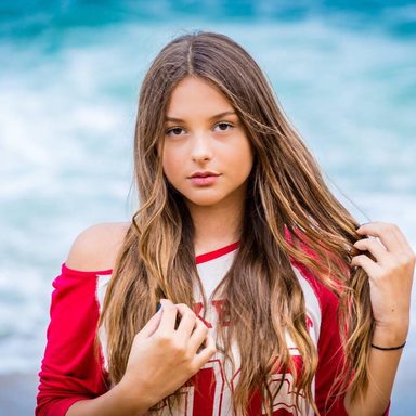 Laura Schadeck photo 39