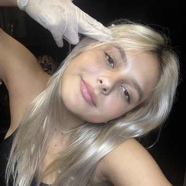 Laura Schadeck photo 22