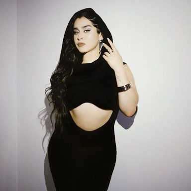 Lauren Jauregui photo 10