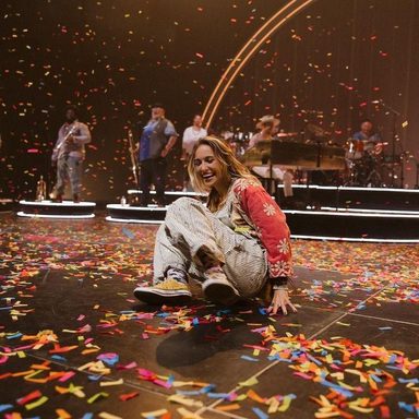 Lauren Daigle photo 126
