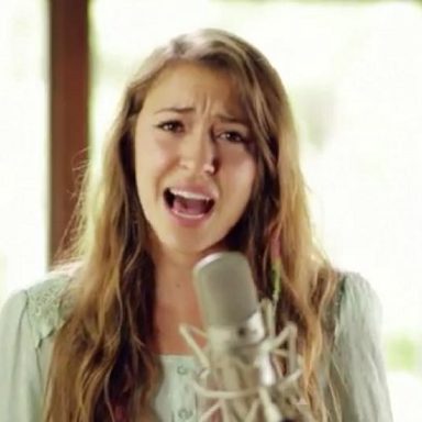 Lauren Daigle photo 164