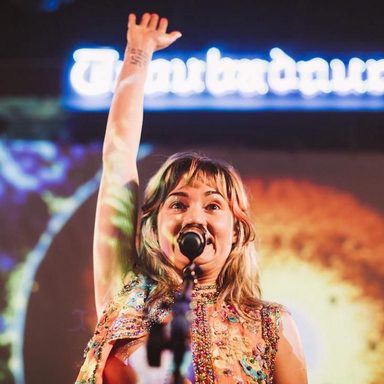 Lauren Ruth Ward photo 24