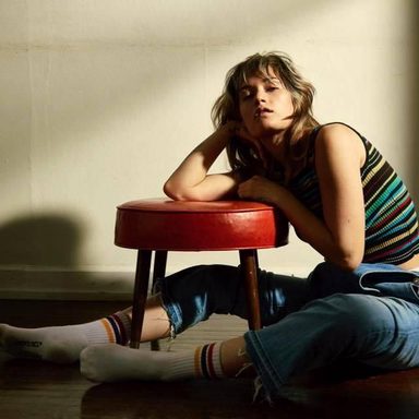 Lauren Ruth Ward photo 21