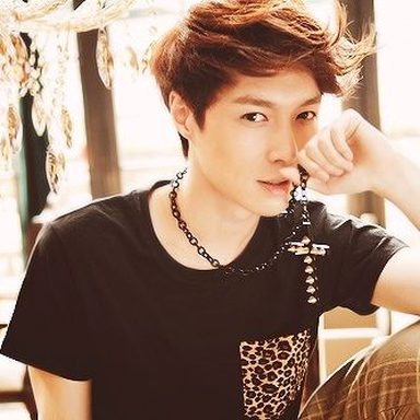 Lay Zhang photo 27