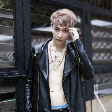Lay Zhang photo 15