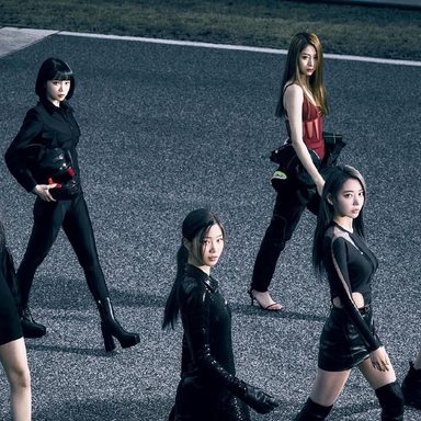 LE SSERAFIM photo 35