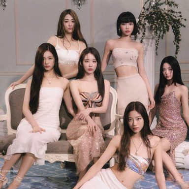 LE SSERAFIM photo 32