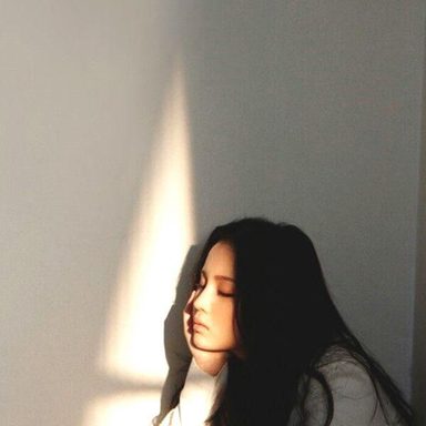 Lee Hi photo 31