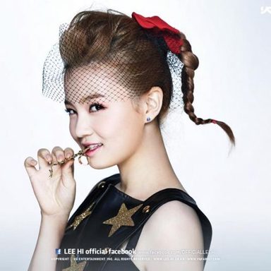 Lee Hi photo 53