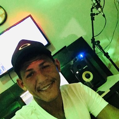 LÉO LB