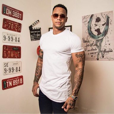 Léo Santana photo 198