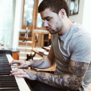 Liam Payne photo 130