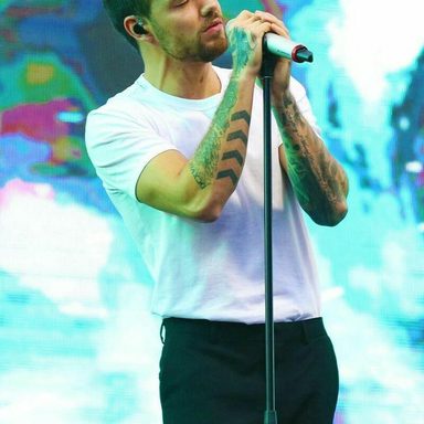 Liam Payne photo 250