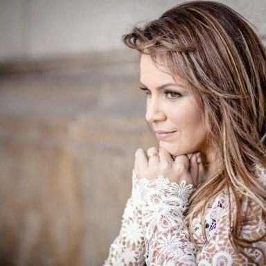 Lilian Azevedo photo 25