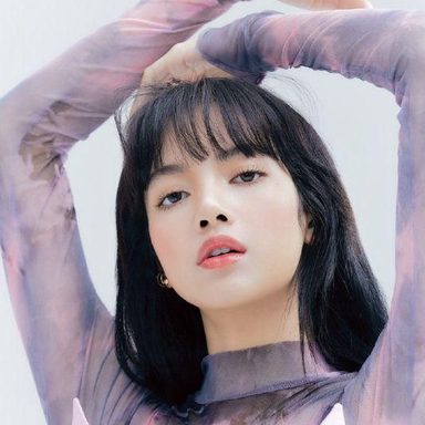 LISA (BLACKPINK) photo 84