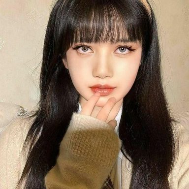 LISA (BLACKPINK) photo 35